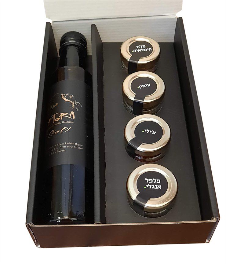 מארז מתנה - שמן זית ותבלינים